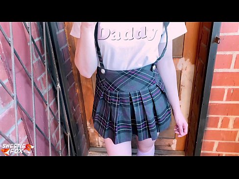 ❤️ Schoolgirl Sucks tagħha Dick profondament u fucks minflok klassijiet. ❌ Porn biss fil-porn mt.porno24-7.ru