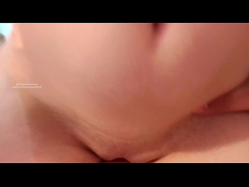 ❤️ Irqad fil-kamra ta’ oħti u hekk qomt ❌ Porn biss fil-porn mt.porno24-7.ru