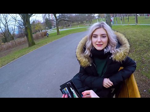 ❤️ Tibla kum sħun ta' barrani għall-flus - blowjob fil-park minn Eva Elfie ❌ Porn biss fil-porn mt.porno24-7.ru